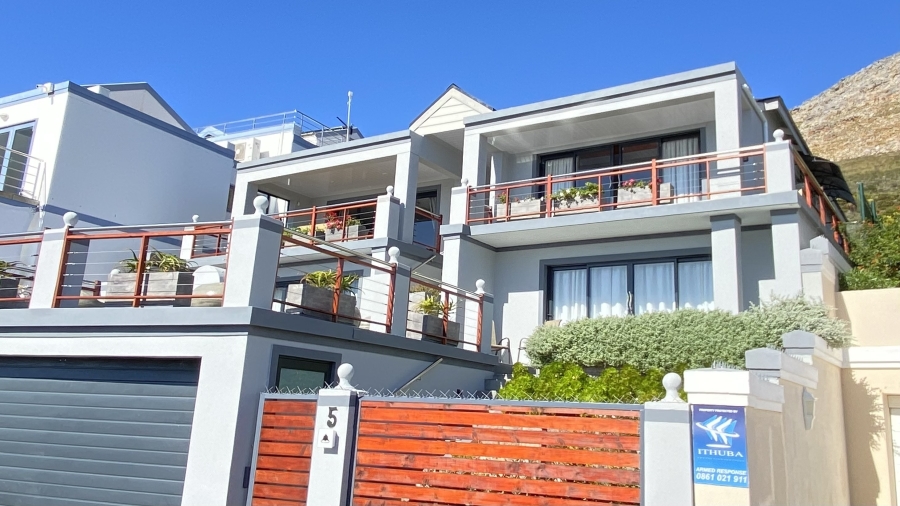 3 Bedroom Property for Sale in Seaforth Western Cape